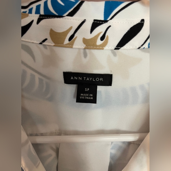 Ann Taylor Petite Paisley Midi Pocket Shirtdress Size SP - Picture 2 of 3